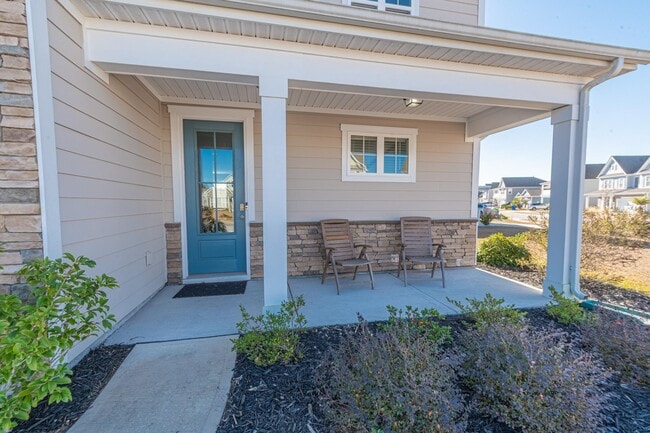 Building Photo - 2785 Stellar Loop