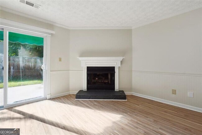 Building Photo - 1070 Travelers Trail