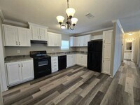 Building Photo - 18118 US-41