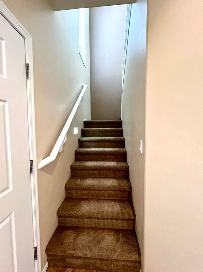 Building Photo - Nice 3 Bedroom Home in Sierra Morado