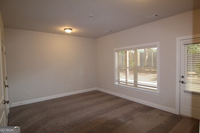 Building Photo - 1329 Rosen Rd