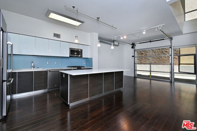 Building Photo - 11500 Tennessee Ave