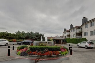 Building Photo - Spacious 1bd, 1ba Condo Available in Perfe...
