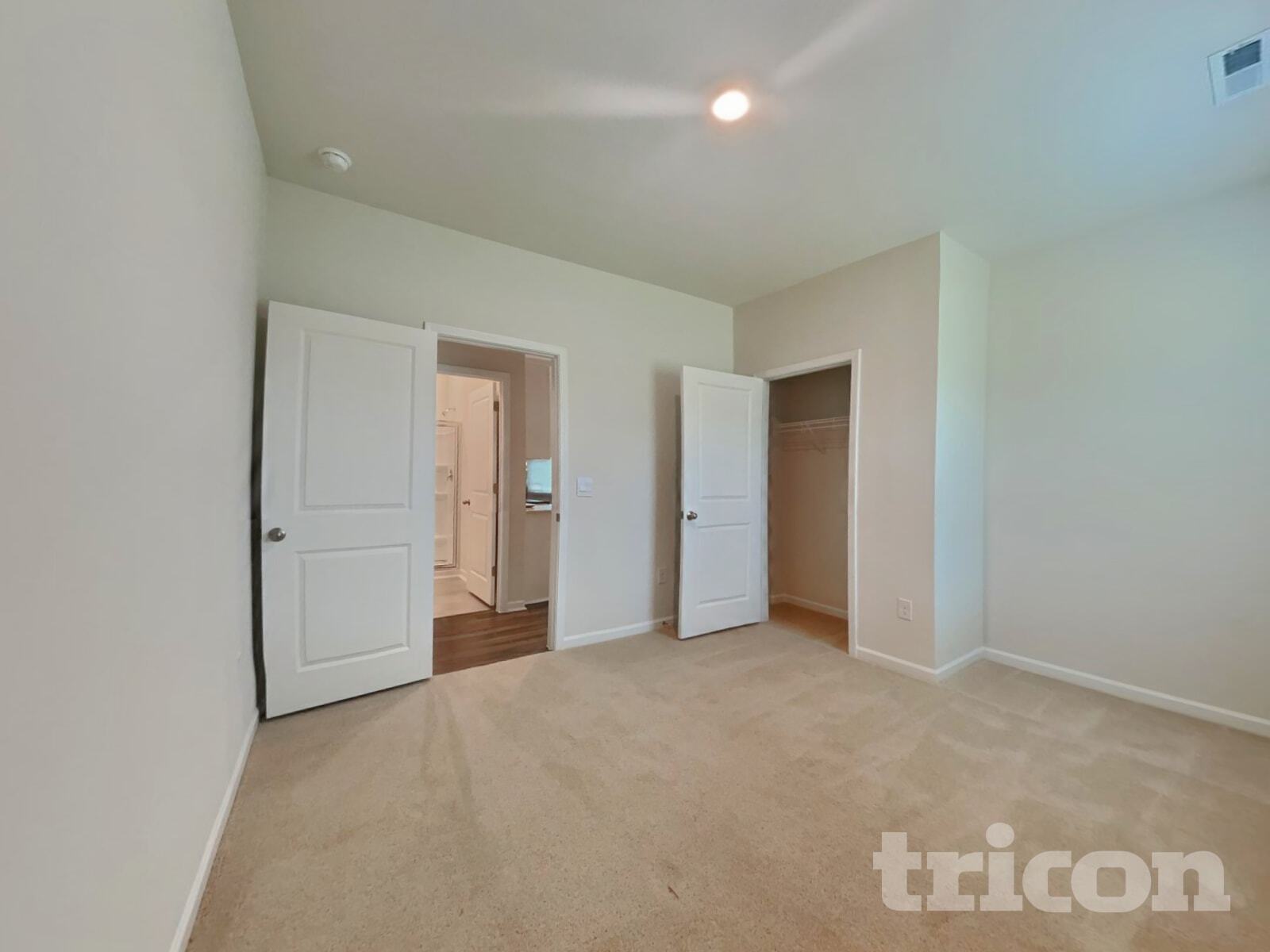 Building Photo - 160 Global Ave