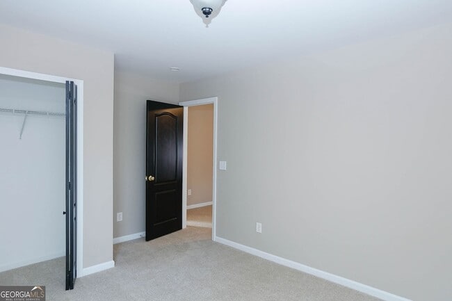 Building Photo - 3380 Gables Ct