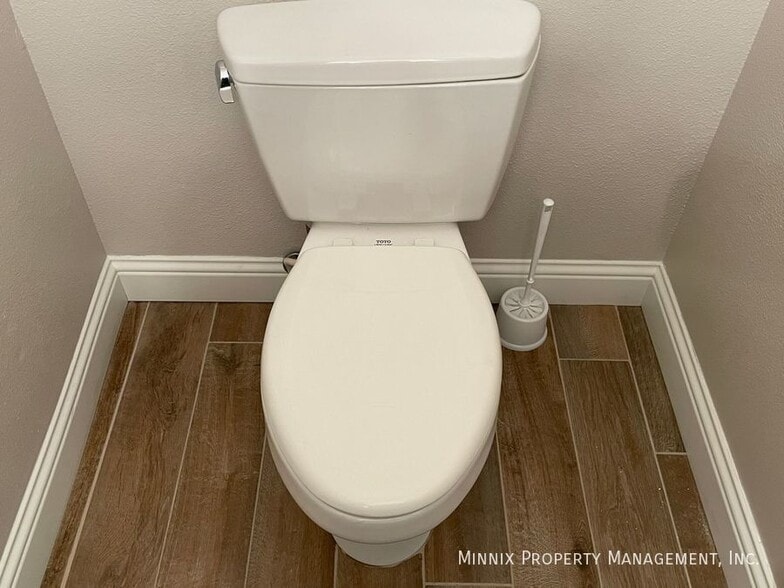 Building Photo - 8241 San Antonio St