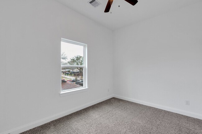 Building Photo - 7315 Iwo Jima Rd