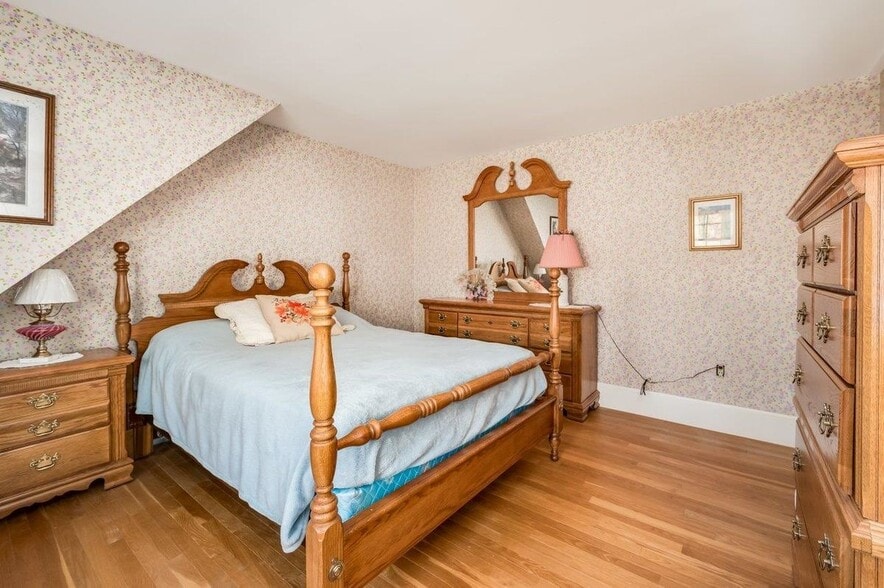 Building Photo - 45 Weare