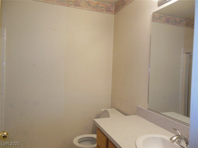 Building Photo - 2047 Angel Falls Dr