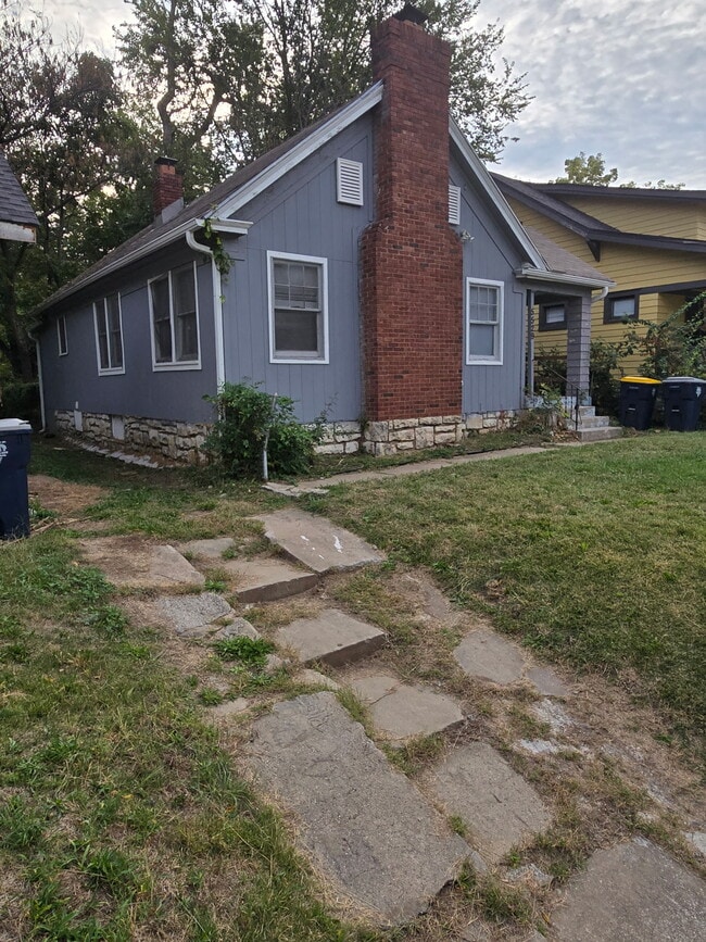 Building Photo - 5529 Michigan Ave