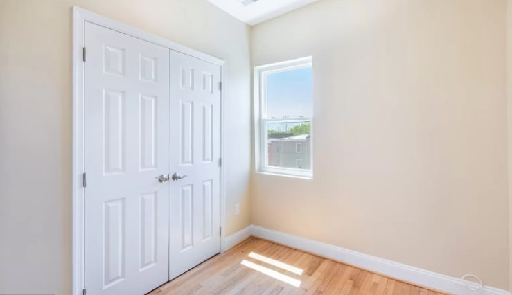 Building Photo - 624 Irving St NW