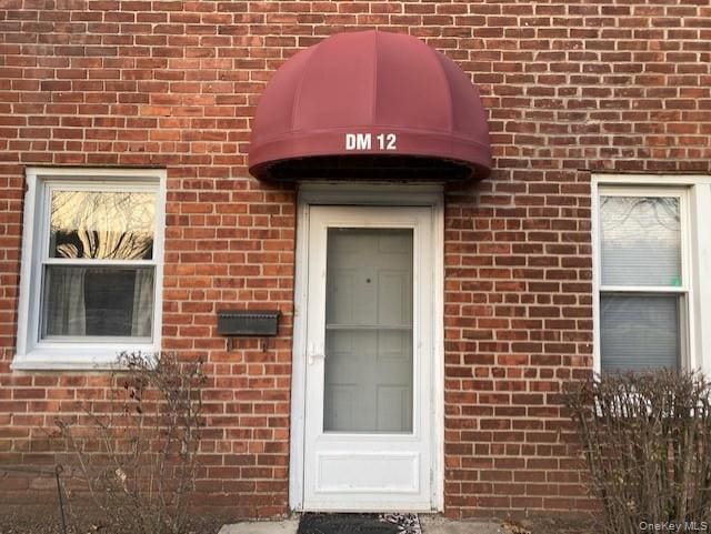 Building Photo - 12 Winchester Ave