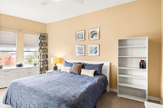 Building Photo - 2950 McKinney Ave