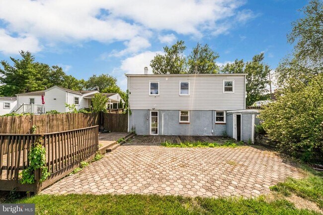 Building Photo - 7411 Tillman Dr