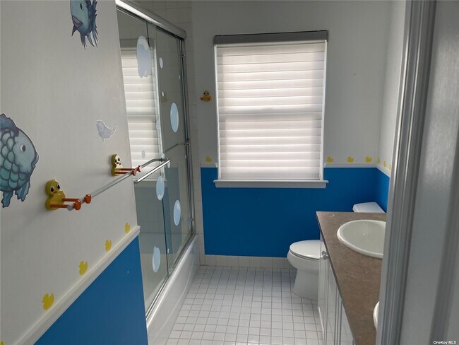 Building Photo - 9 English Ivy Ln