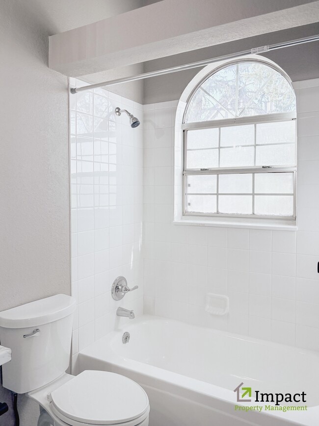 Building Photo - 18002 Becket Dr