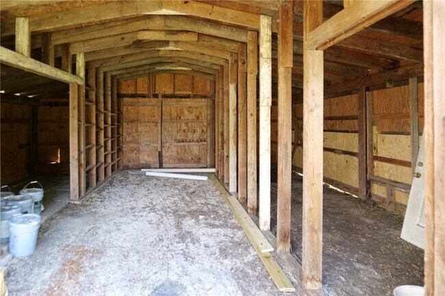 Building Photo - 10822 Mayfield Dr