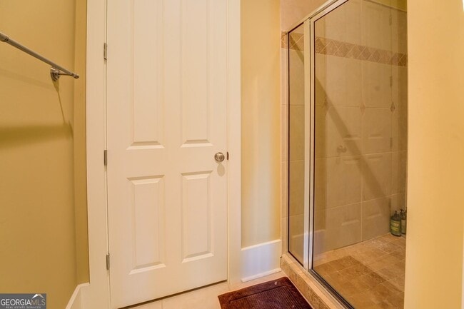 Building Photo - 4165 Raphael Street