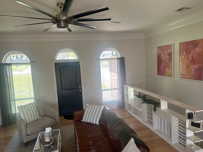 Building Photo - Available June 1st! Beautiful 4-Bedroom, 2...