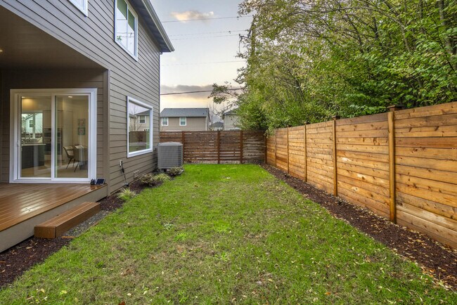 Building Photo - 11612 SE 196th St