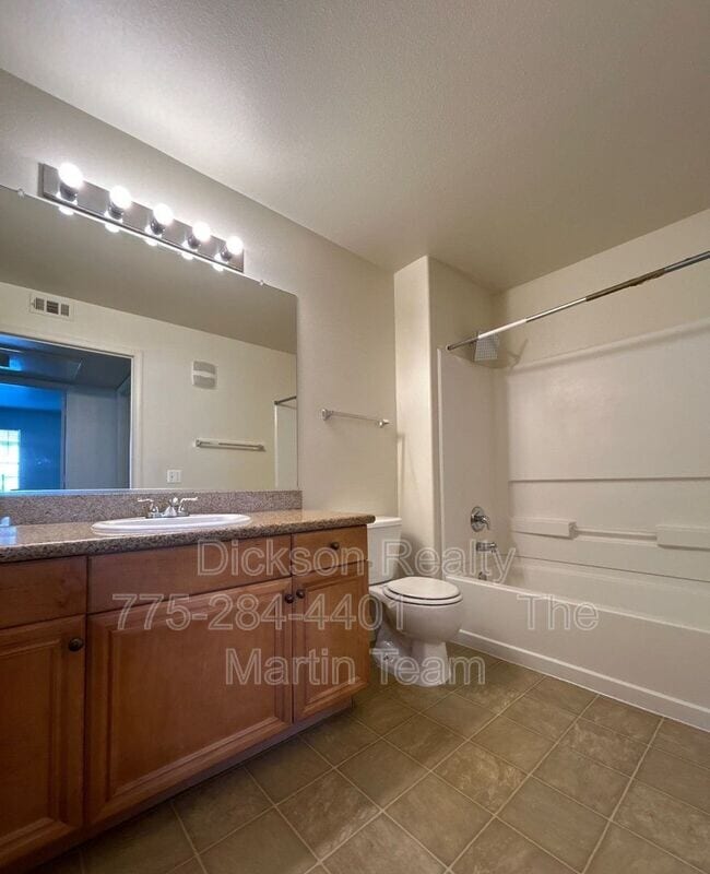 Building Photo - 2000 Silverada Blvd