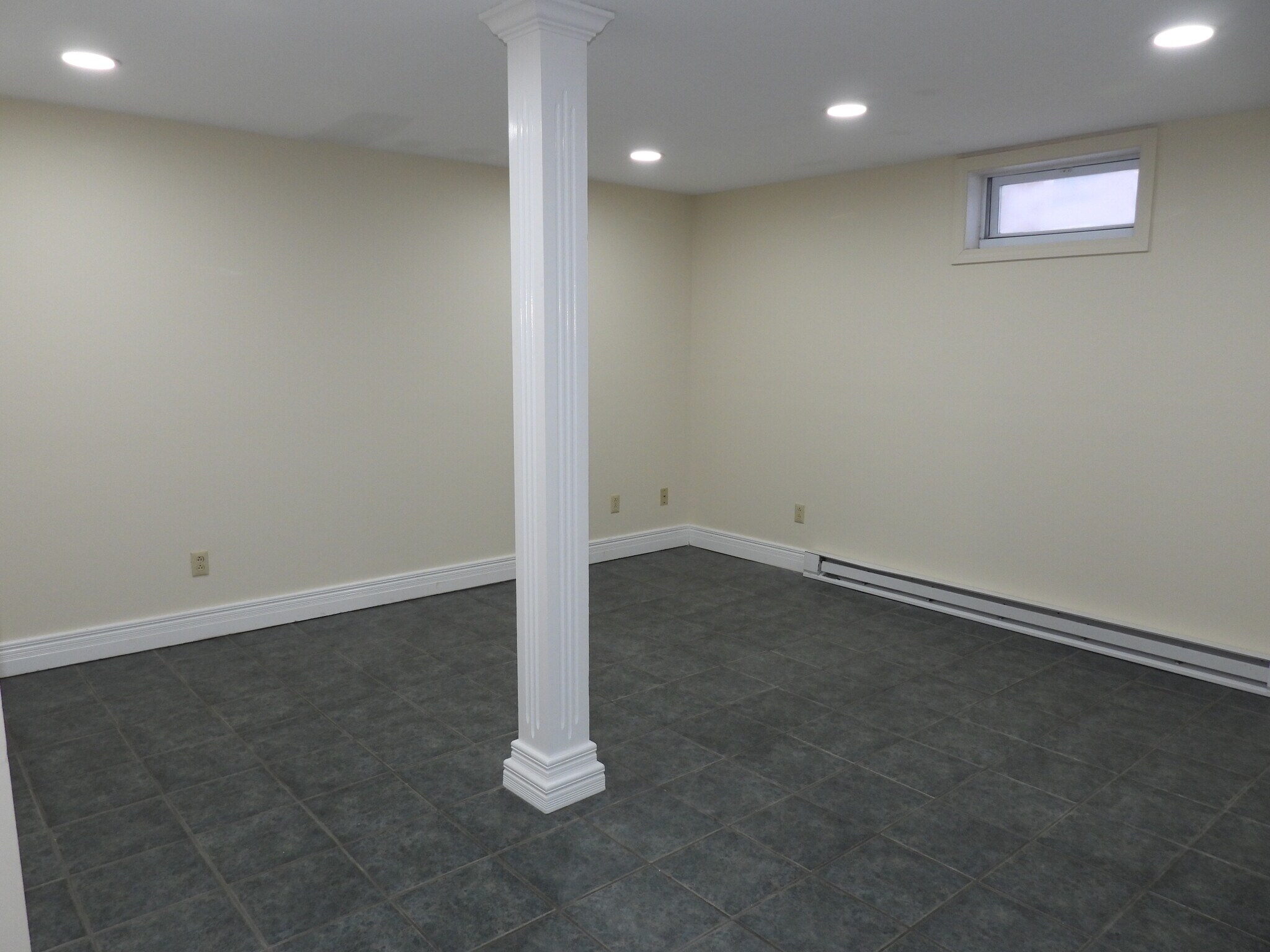 Entertainment Room In Basement - 73 Brinkerhoff St