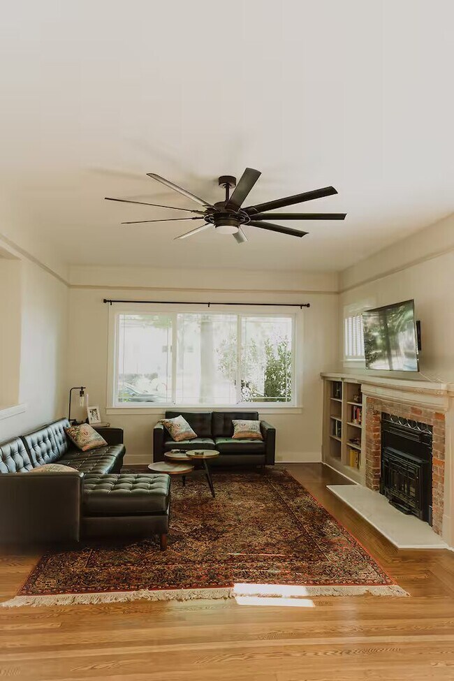 Building Photo - Historic Charm Meets Modern Comfort – Fully Furnished