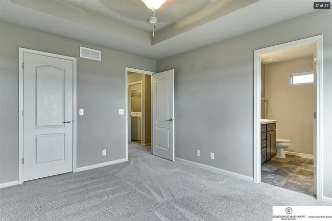Building Photo - 19081 Cottonwood St