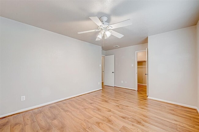 Building Photo - 9514 Sedge Wren Ct