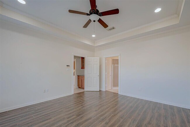 Building Photo - 16002 Castletown Park Ct