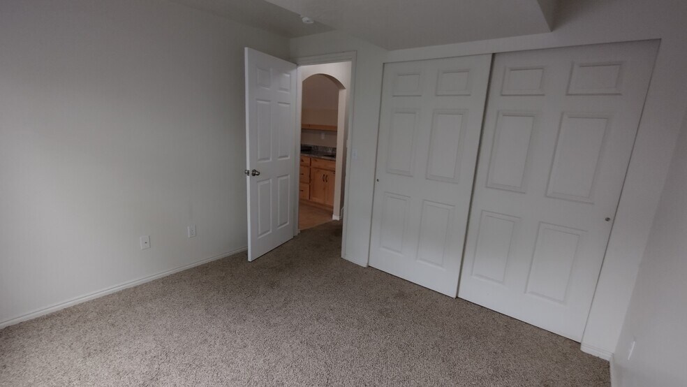 Room1 - 6875 S Adventure Way