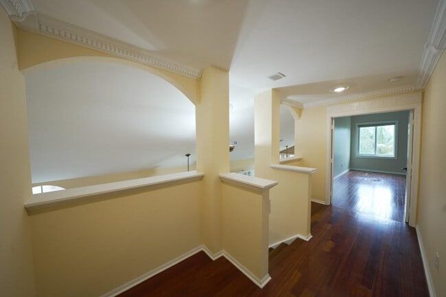 Building Photo - 1395 NW 155th Ln