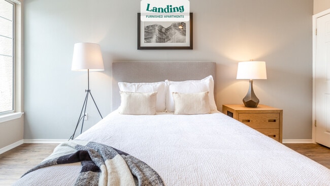 Building Photo - 125 S Alma School Rd