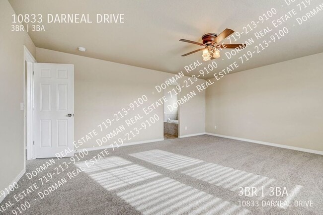 Building Photo - 10833 Darneal Dr