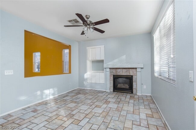 Building Photo - 2137 Polynesia Cir