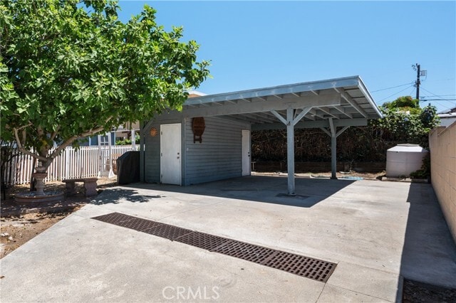 Building Photo - 881 W Upland Ave