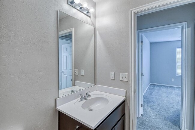 Building Photo - 1325 Quartz Pl