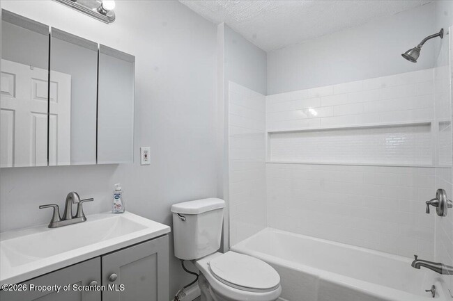 Building Photo - 239 Division St