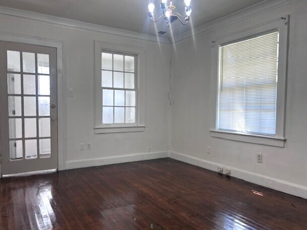 Building Photo - 3336 Park Ave