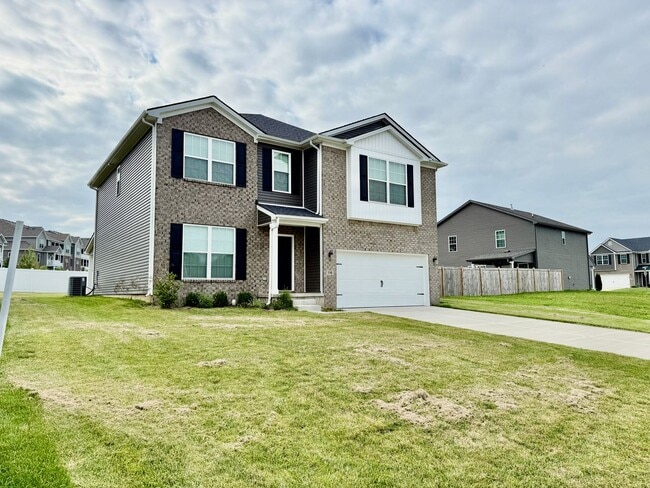 Building Photo - Move in now and pay NO RENT for the rest o...