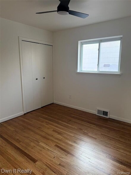 Building Photo - 641 E Brockton Ave