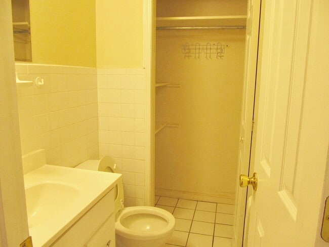 Building Photo - Black Mountain Duplex