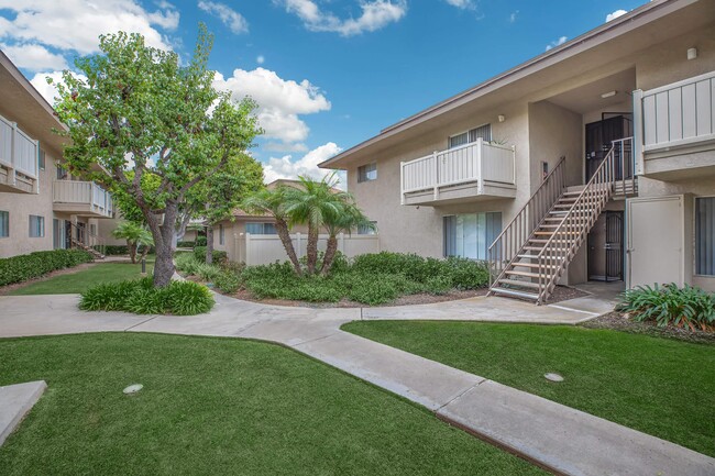 Building Photo - The Monrovia Apartment Homes