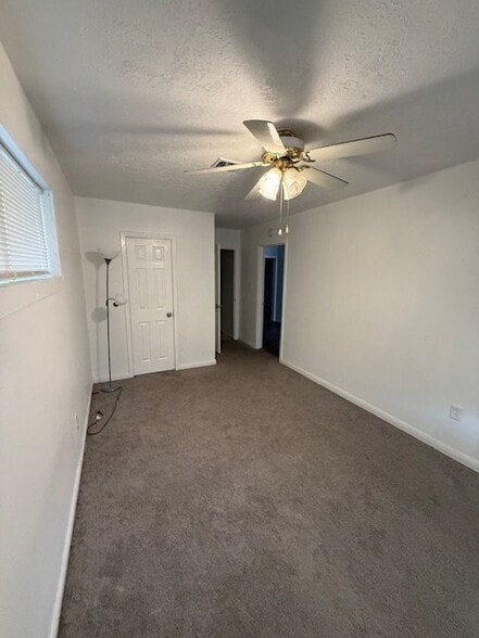 Building Photo - 3106 Western