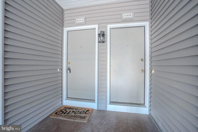 Building Photo - 8304 Tamarron Dr