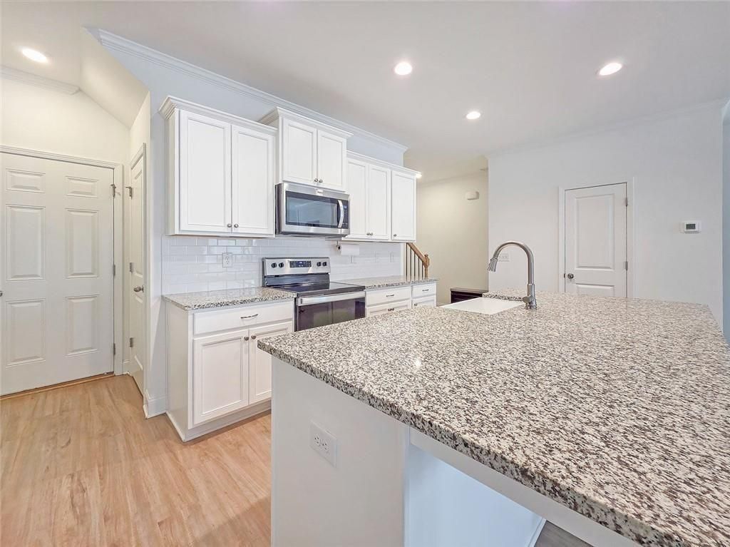 Building Photo - 5316 Briggs St