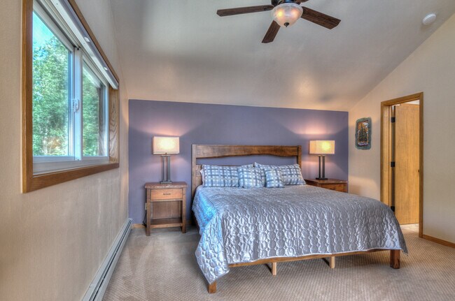 primary bedroom - 604B Little Chief Way