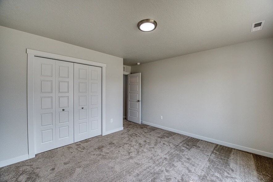 Building Photo - 4026 W Peak Cloud Dr