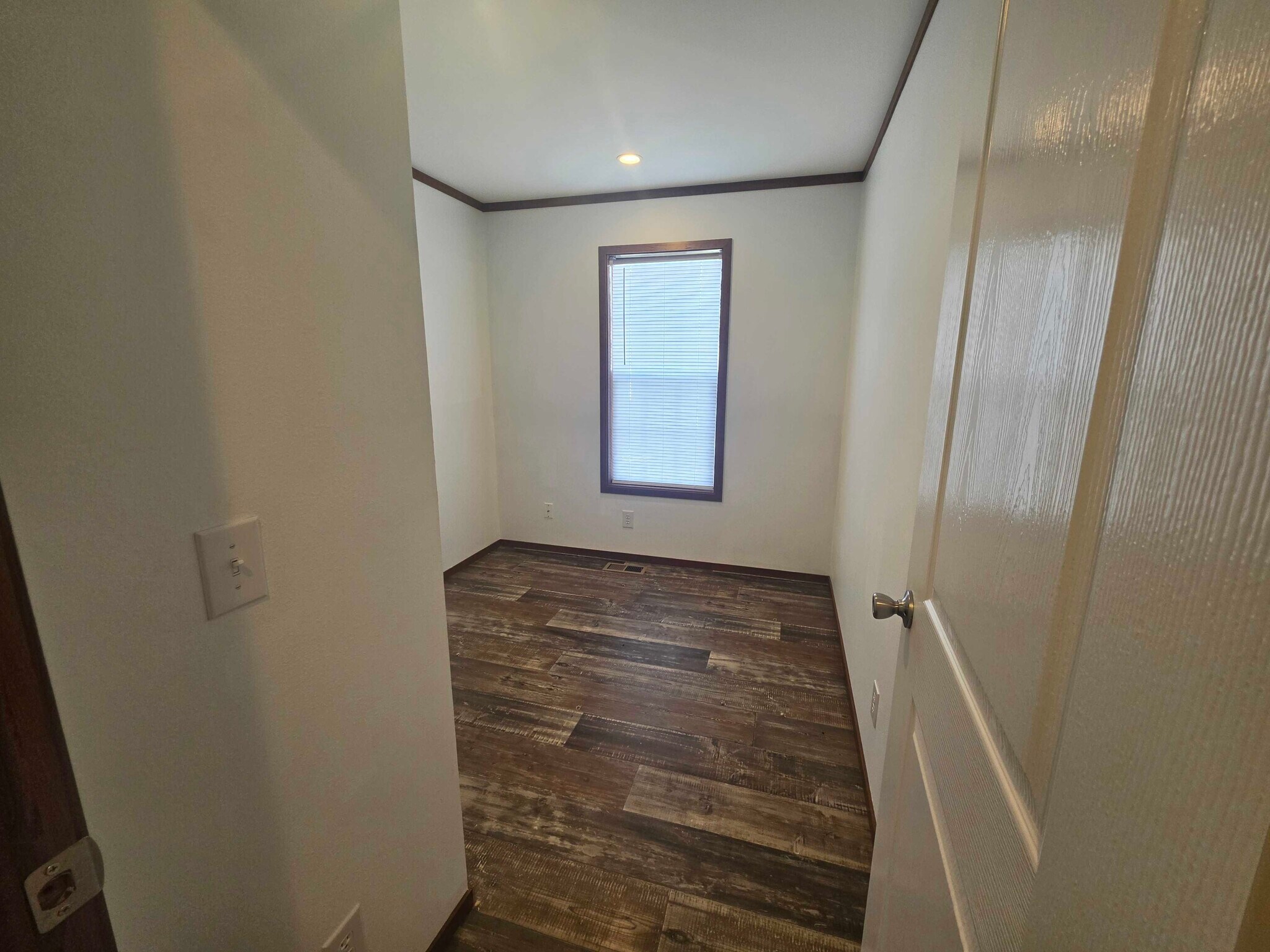 Building Photo - 73 Meggan Dr