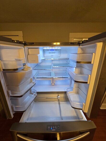 Fridge - 12 Leland Rd